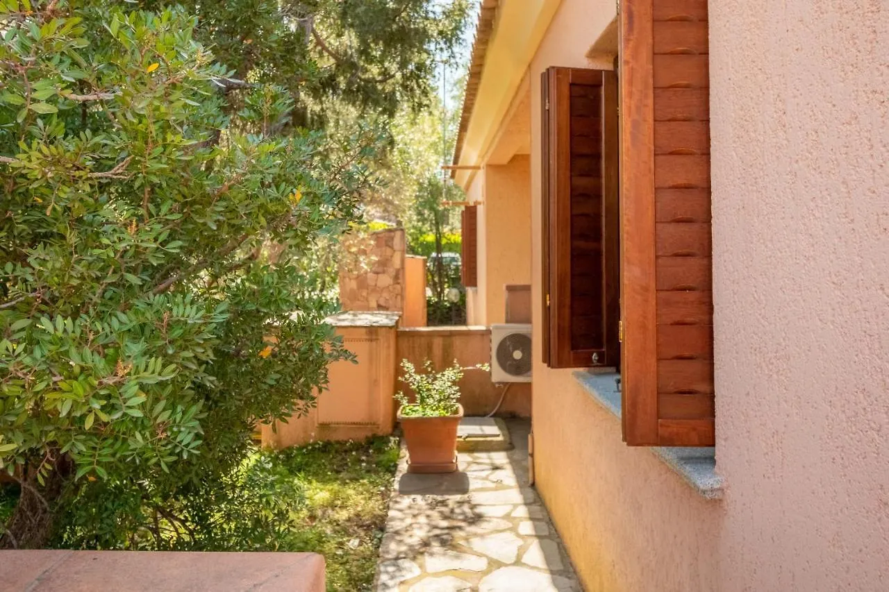 Holiday home Villetta Bifamiliare 2 San Teodoro